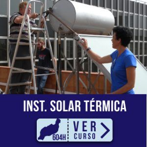 Alumnos en el campo de prácticas curso Montaje y Mantenimiento de instalaciones solares térmicas en Instituto Focan Lanzarote